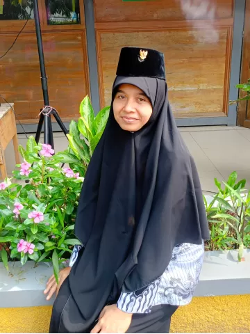 YOHANA, S.Pd.SD.