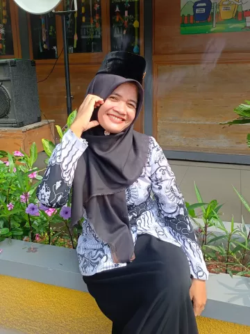 HERMINA SUSANTI, S.Pd., M.Pd.