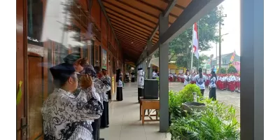 Kegiatan Upacara Bendera