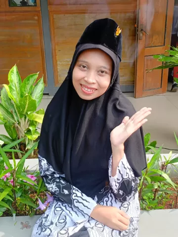 RISKA RAHMADANI, S.Pd.